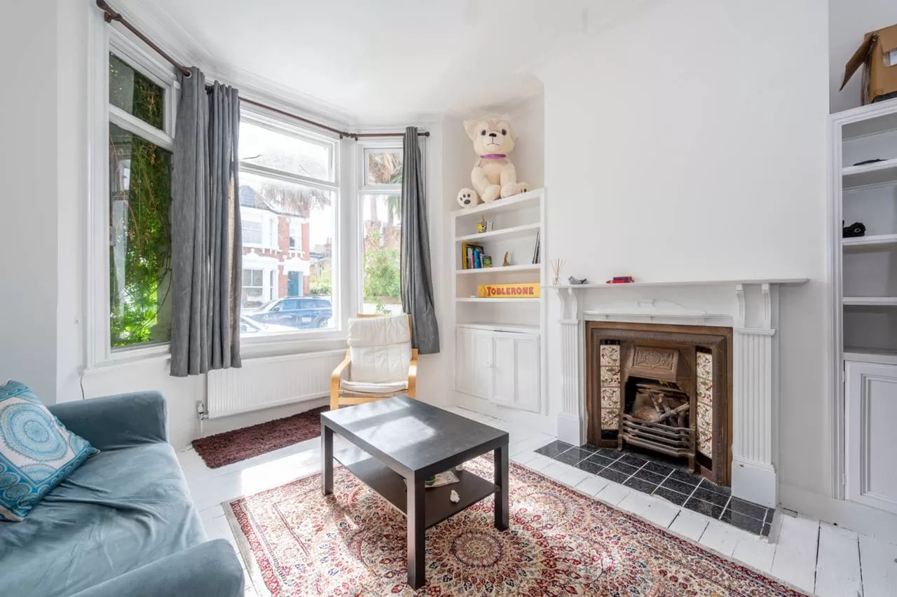 Balfern Grove, Chiswick, W4