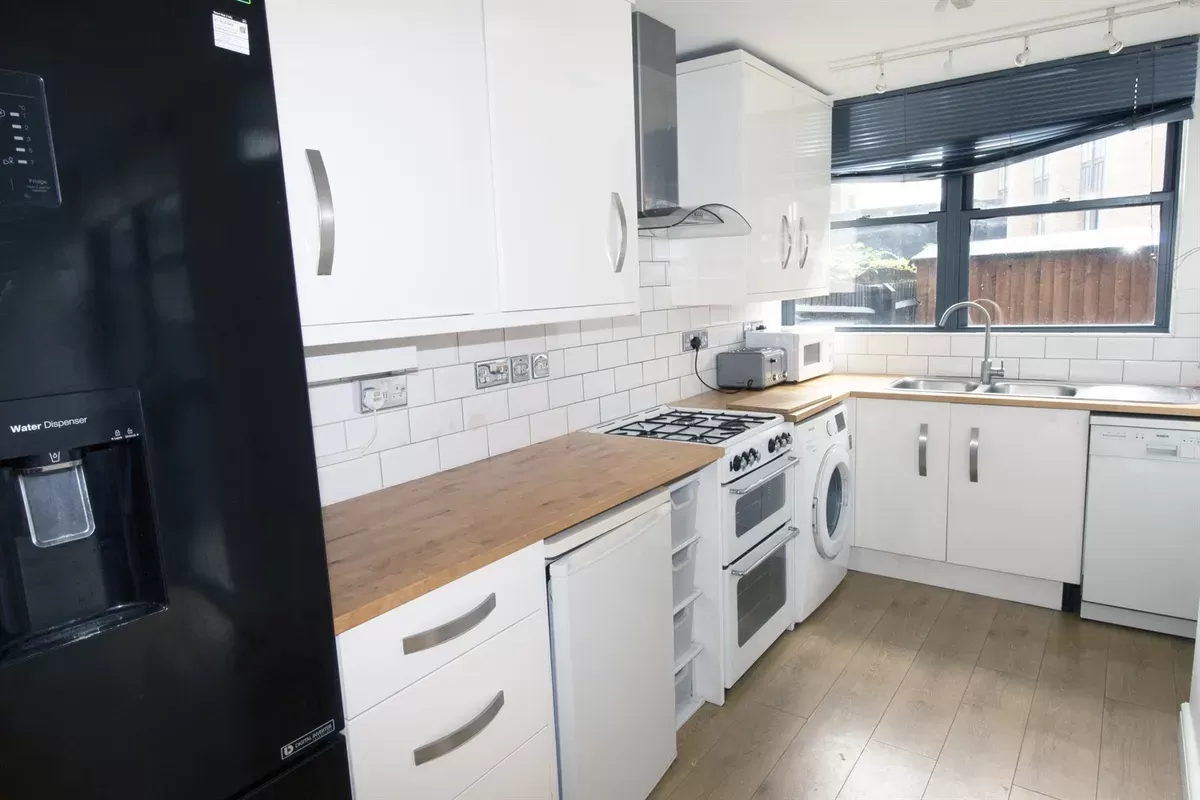 2 Bed Maisonette to rent in Millbank, London