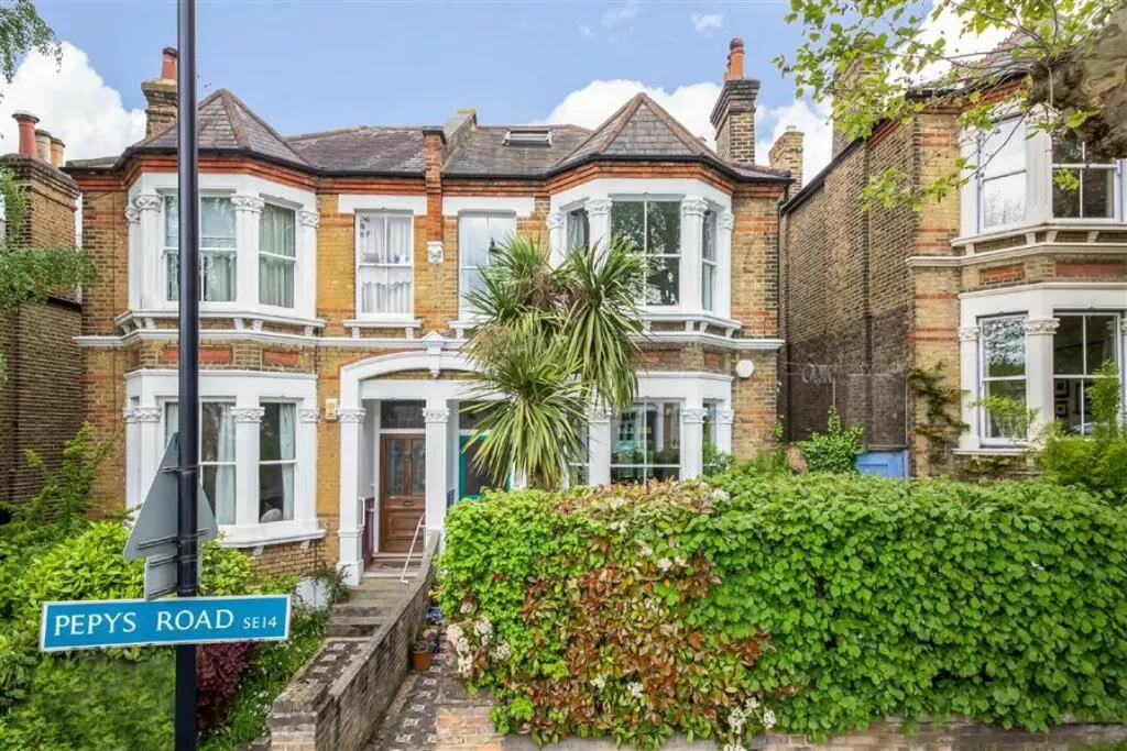 Six Bed Flat for Sale in Pepys Road, New Cross, London