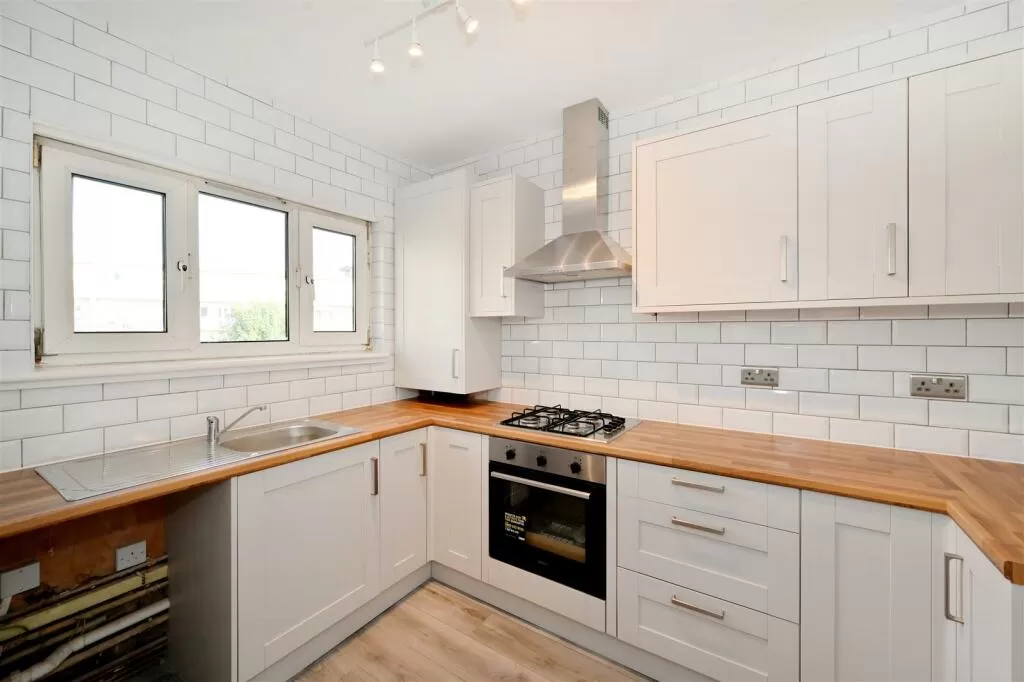 Apartment for Rent in Tower Hamlets, London