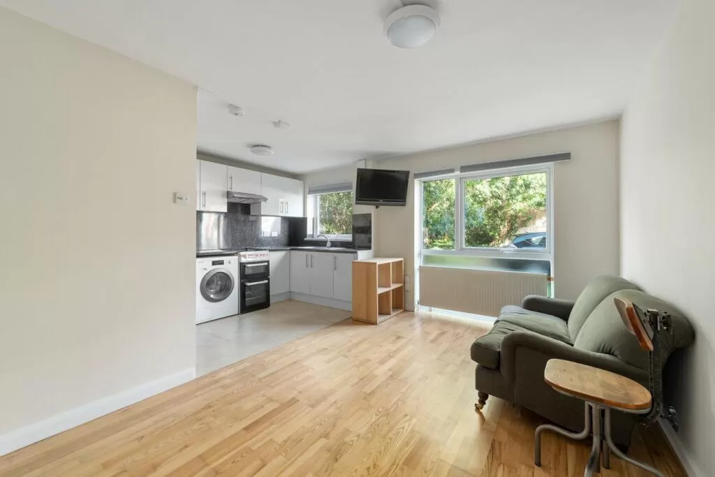 Apartment for Rent in Hammersmith, London